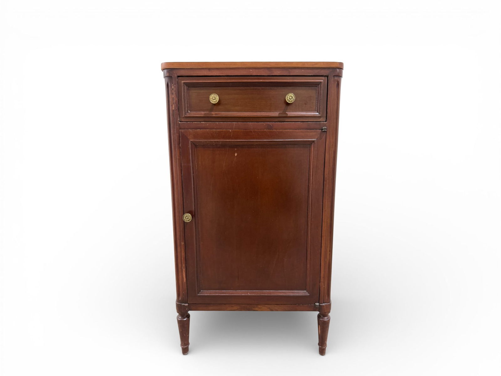 John Widdicomb End Stand: A signed John Widdicomb Co. End Stand Designed by Ralph H. Widdicomb. Can be used as a side table or nightstand. Features 1 drawer and cabinet. Dimensions: H:30" W:16.5" D:13.25"