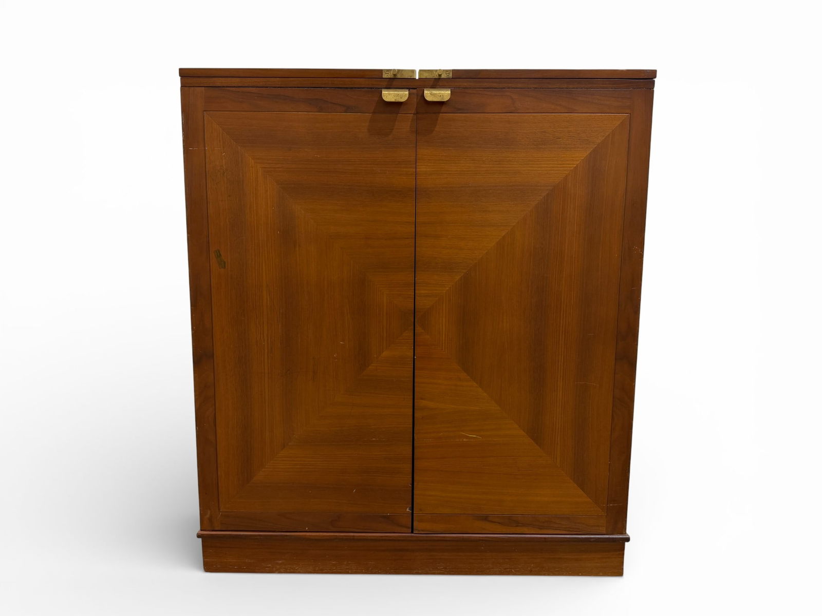 Crate & Barrel Maxine Bar Cabinet (1 of 20)