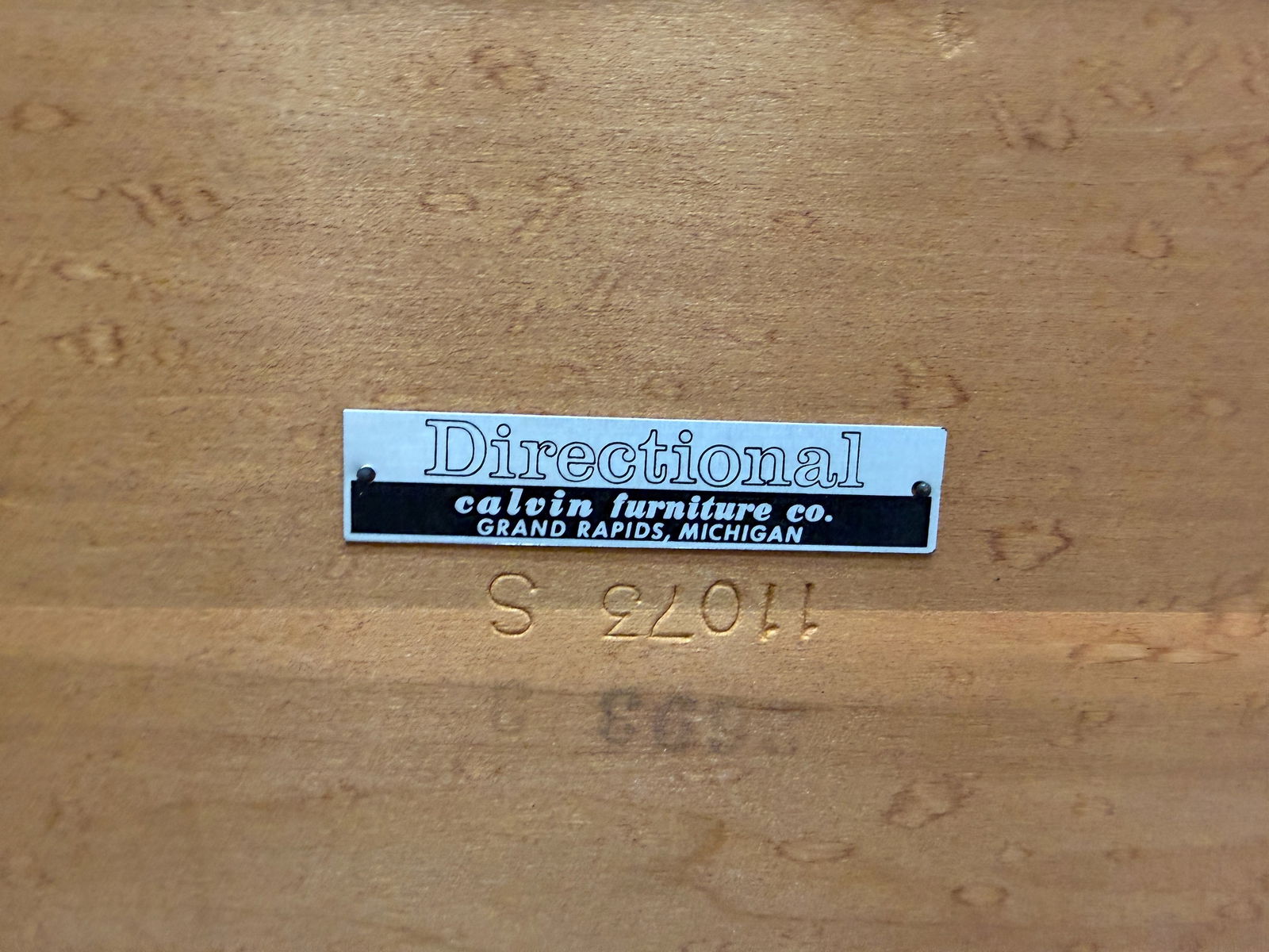 Directional Burl Coffee Table - 17