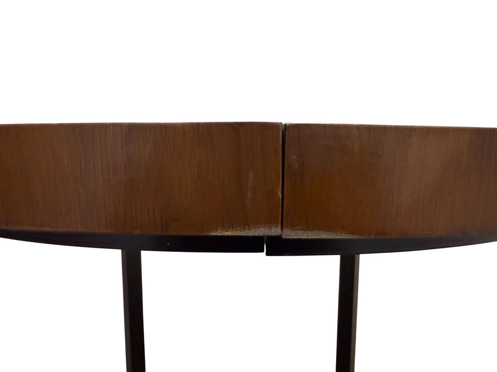 Directional Round Dining Table - 12