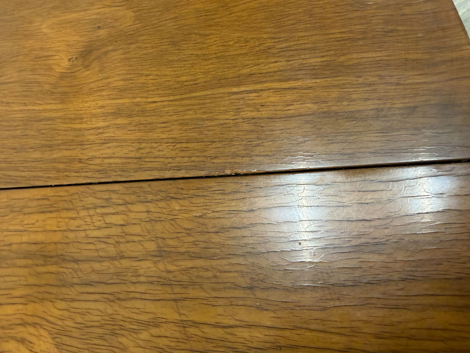 Directional Round Dining Table - 8