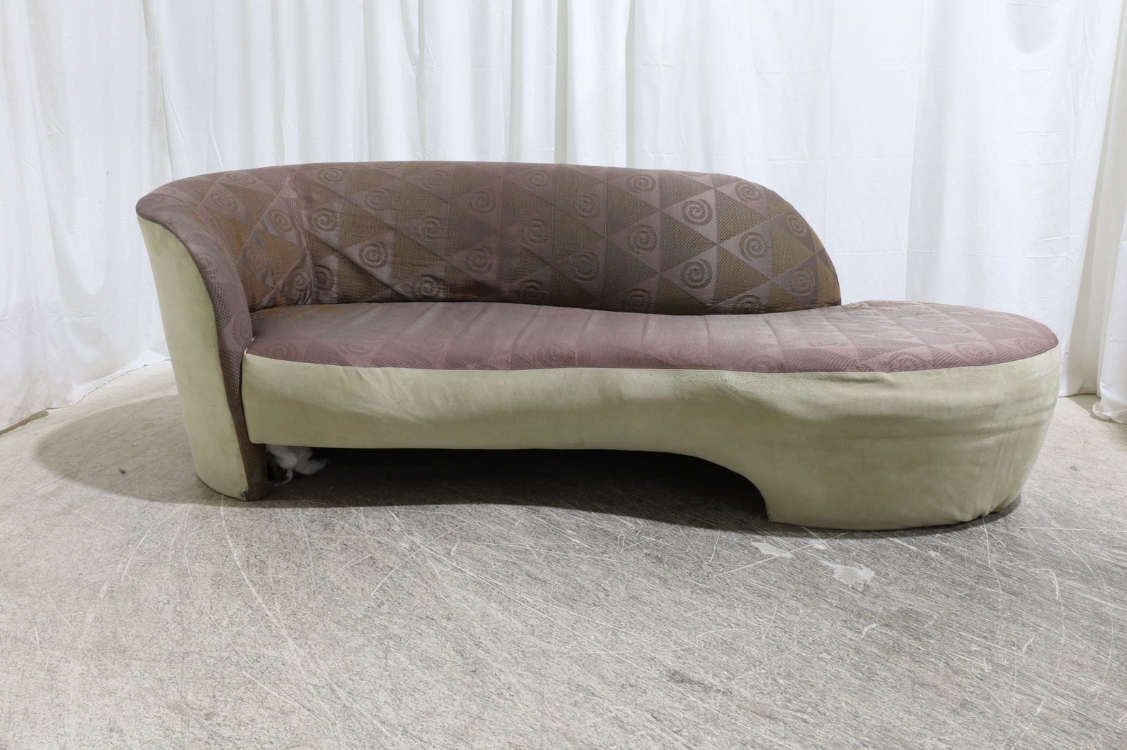 Weiman Sofa - 4