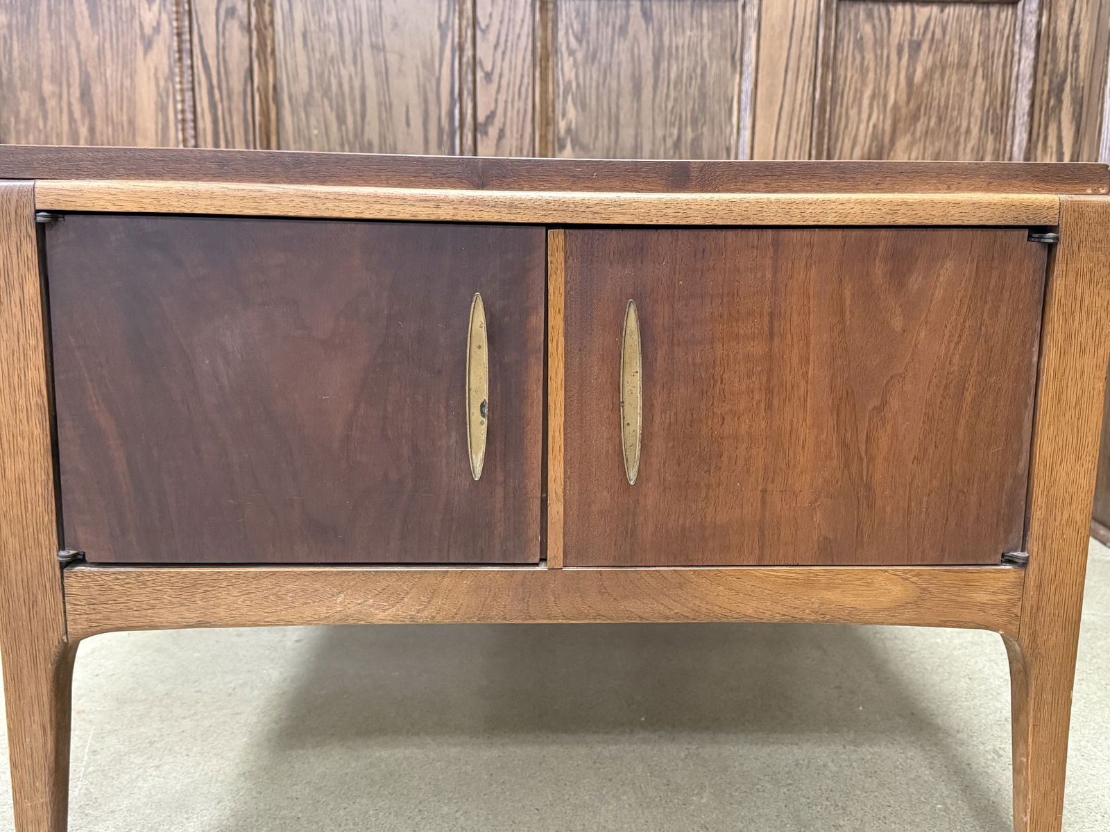 Lane Rhythm End Table - 12