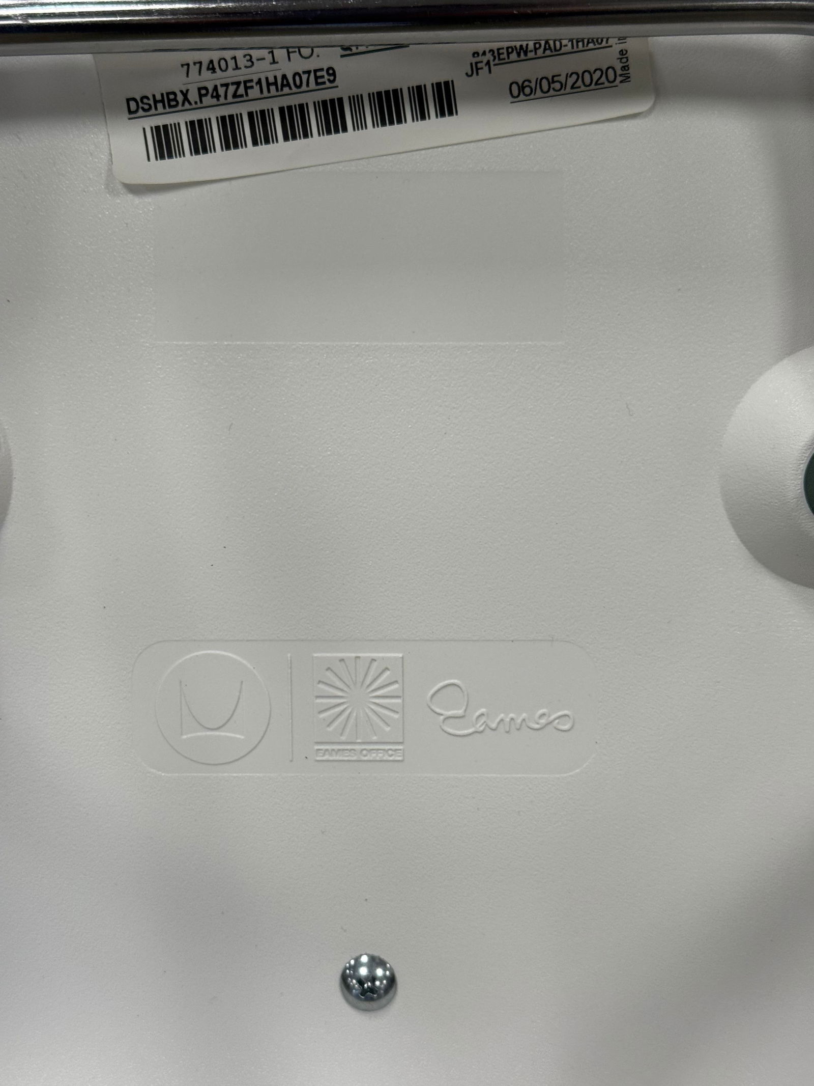 Eames Plastic Shell Stools - 4 - 11