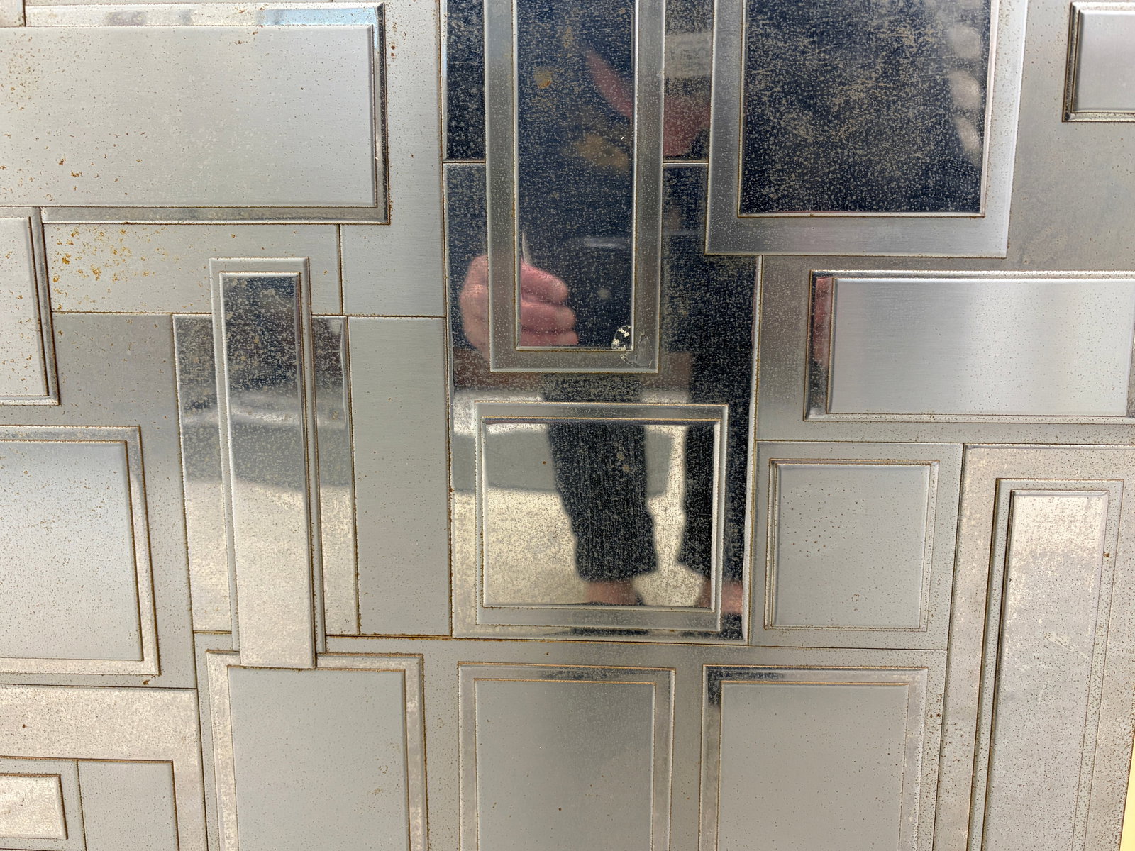 Cityscape & Lacquer Floating Table - 9