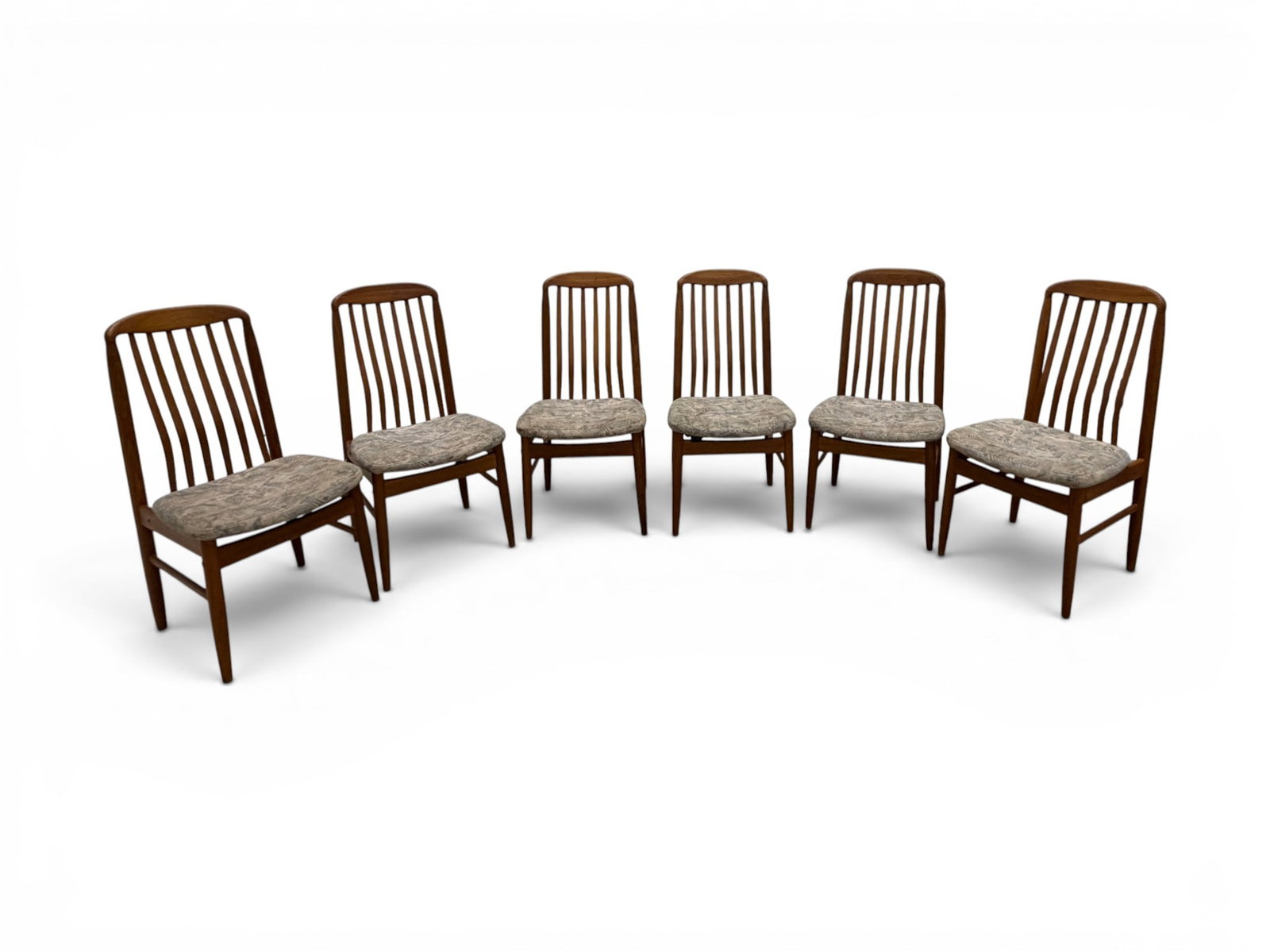 6 Benny Linden Danish Modern Style Dining Chairs: Set of 6 Benny Linden dining chairs, teak with abstract upholstery, Benny Linden Design and Sun Wood labels on the undersides. Dimensions: H: 38.25" W: 19" D: 20.5", seat height 18.5"