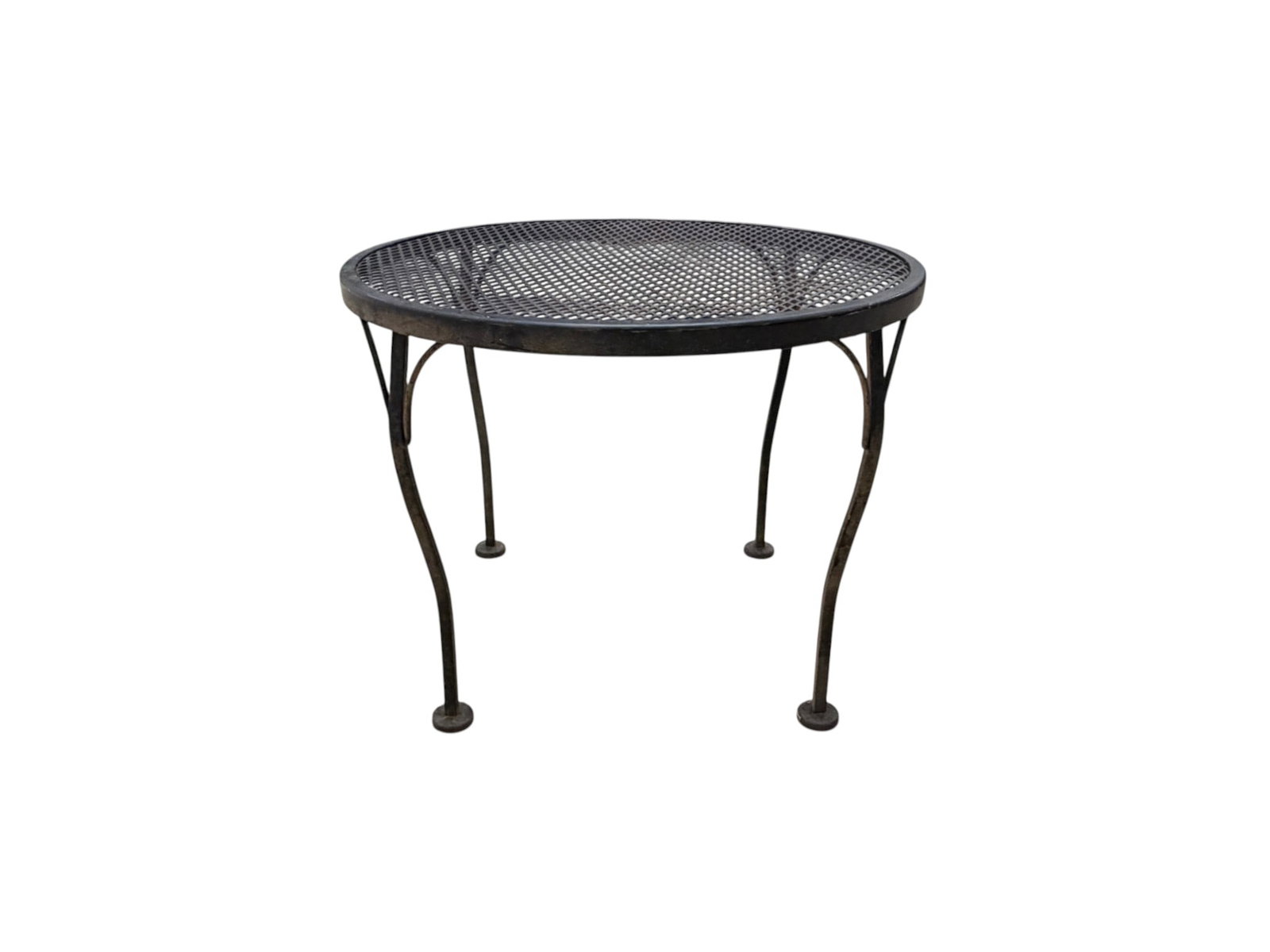 Woodard Round Side Table - 3