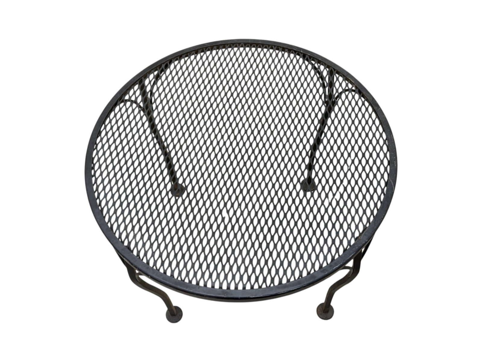 Woodard Round Side Table - 6