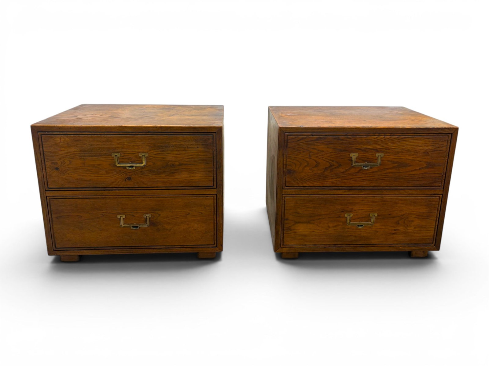 Pair Henredon Artefacts Nightstands (1 of 12)