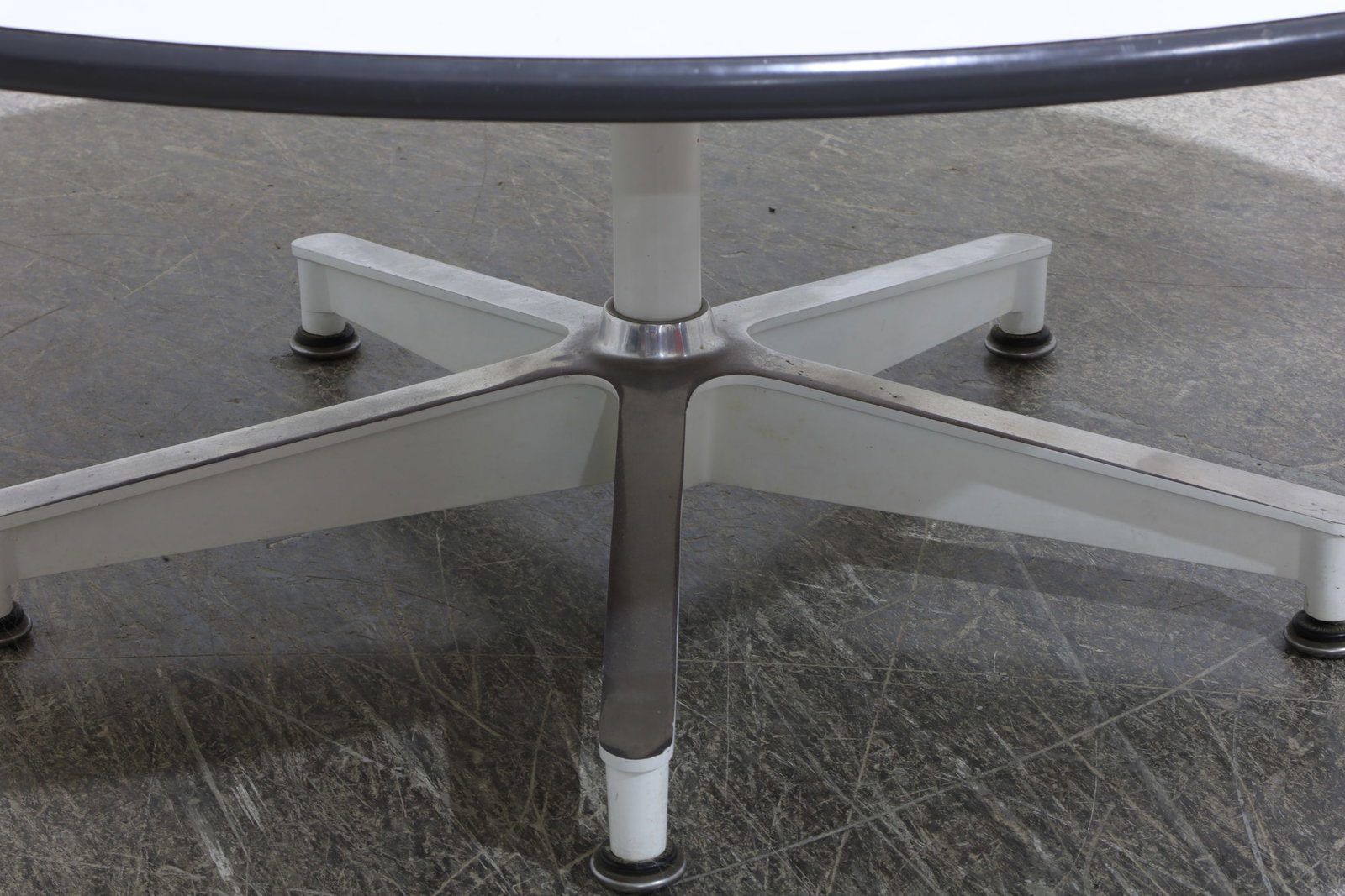 George Nelson Coffee Table - 3