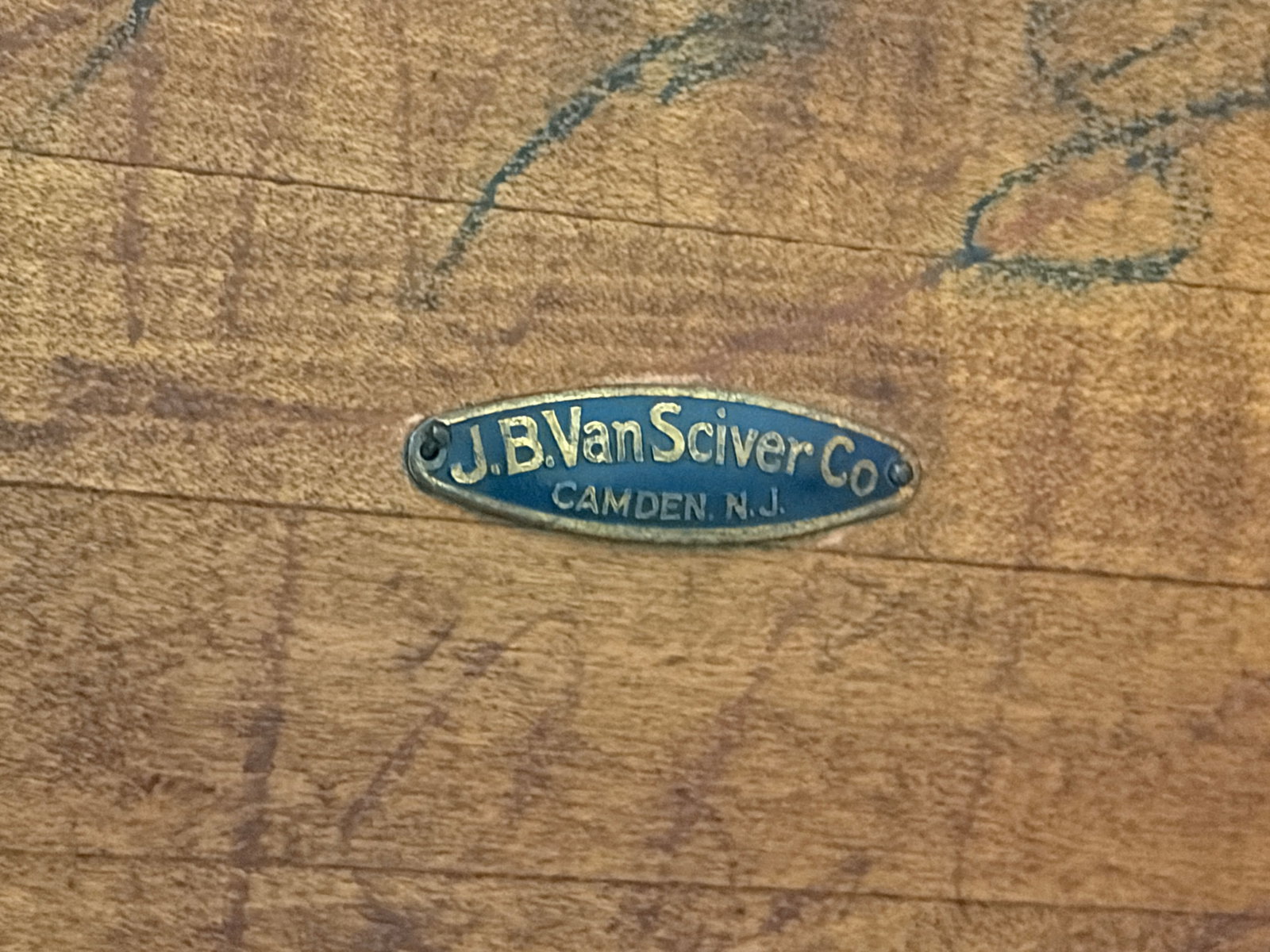 JB Van Sciver Primitive Style Stool - 9