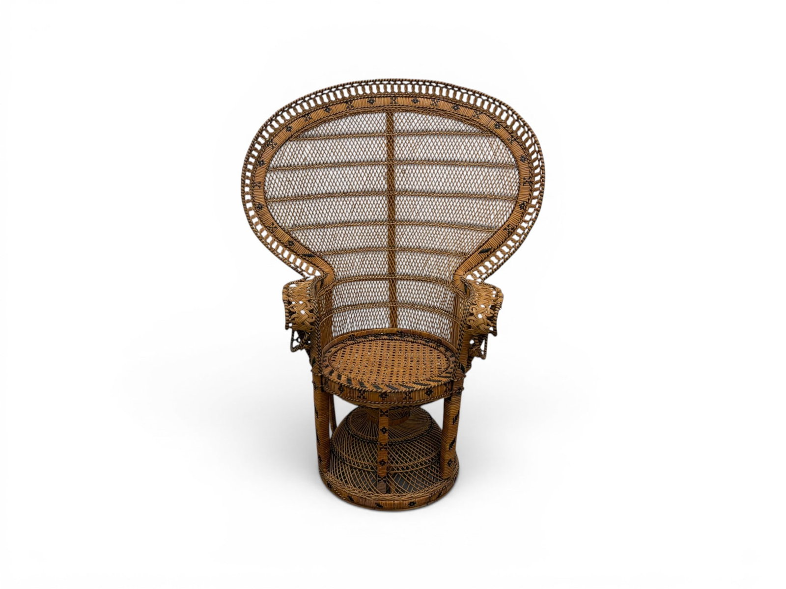 Wicker Peacock Chair: Wicker peacock chair. Dimensions: H: 57.25" W: 47.75" D: 28.5", seat height 18"