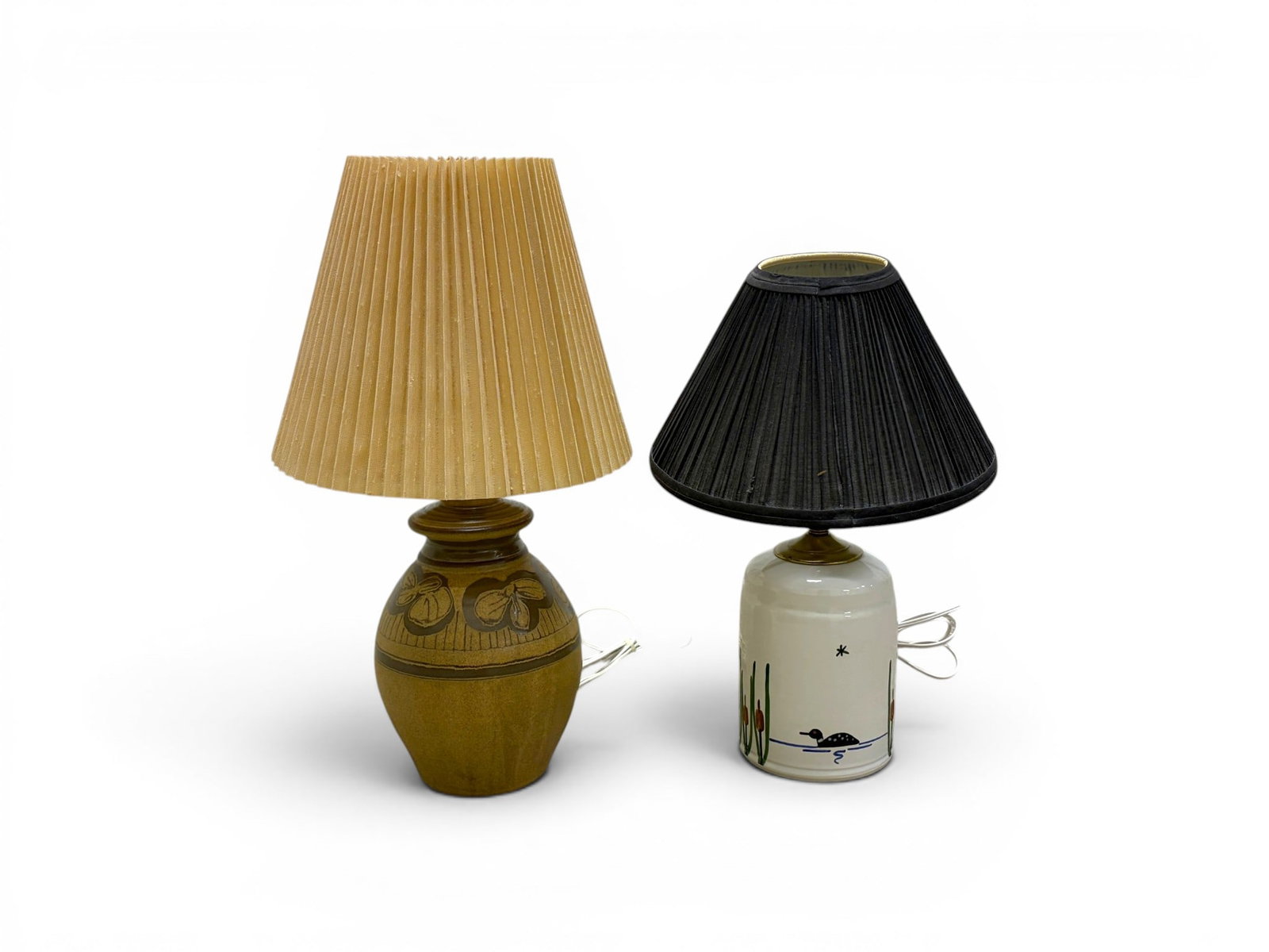 2 Pottery Lamps (1 of 18)