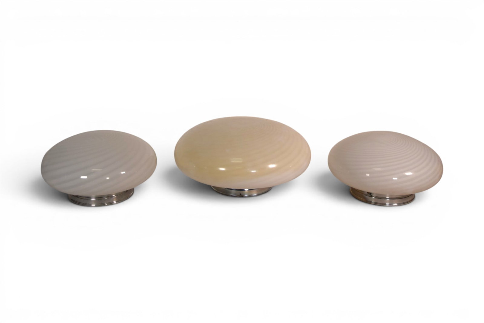 3 Vetri Murano Ceiling Fixtures (1 of 13)