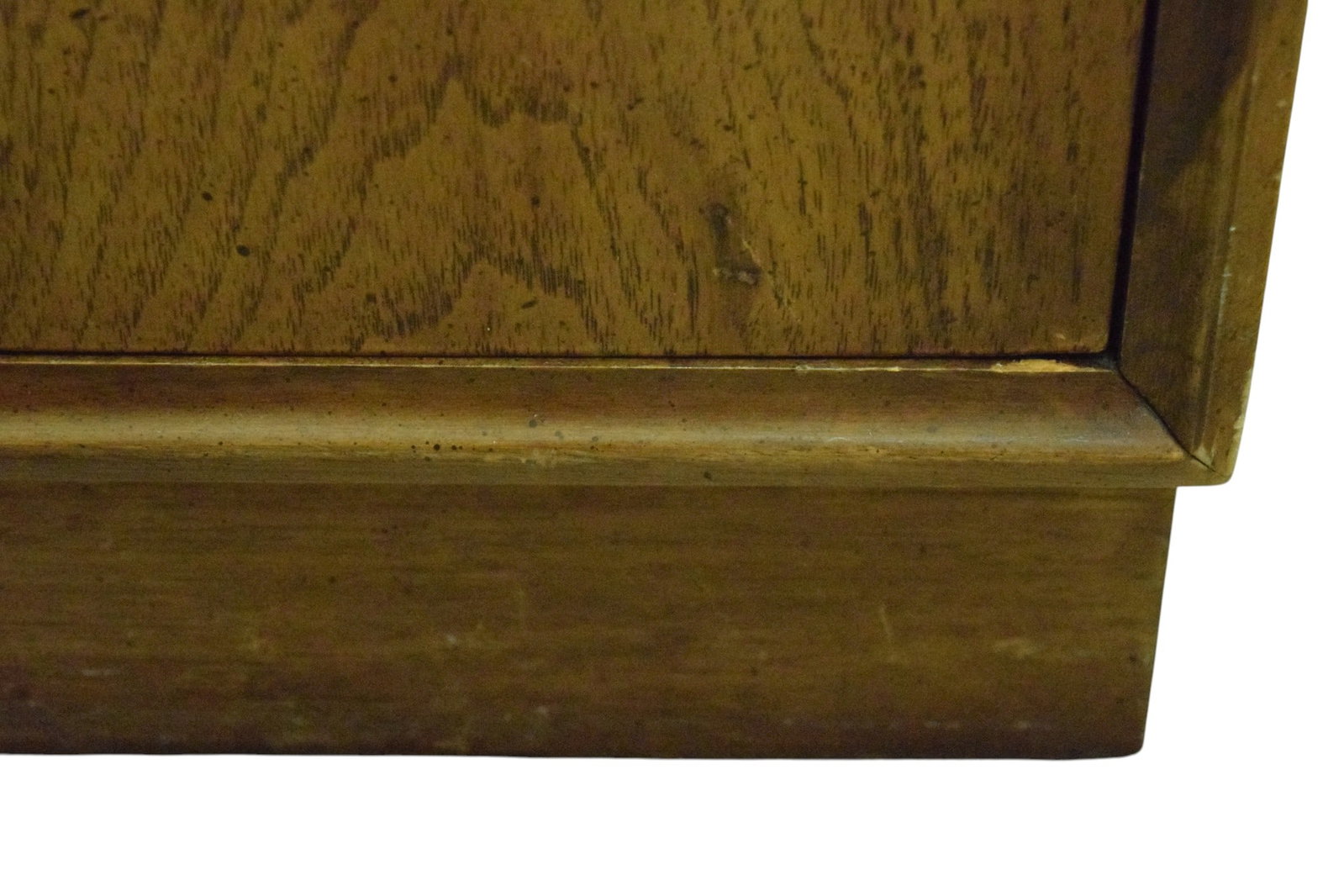 Founders Patterns 16 Desk - 9