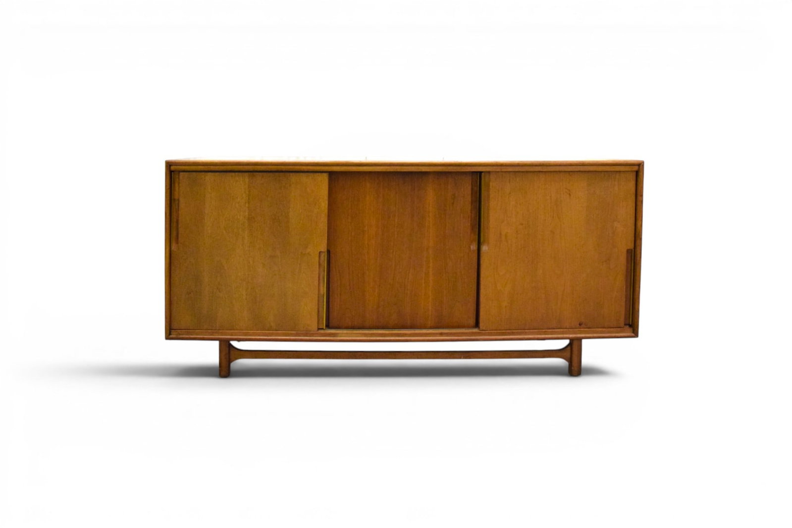 Cavalier Mid-Century Modern Credenza: Cavalier Furniture mid-century modern credenza / low dresser. 3 sliding doors, 12 drawers with brass hardware. Unmarked. Dimensions: H: 34.25" W: 72" D: 21"
