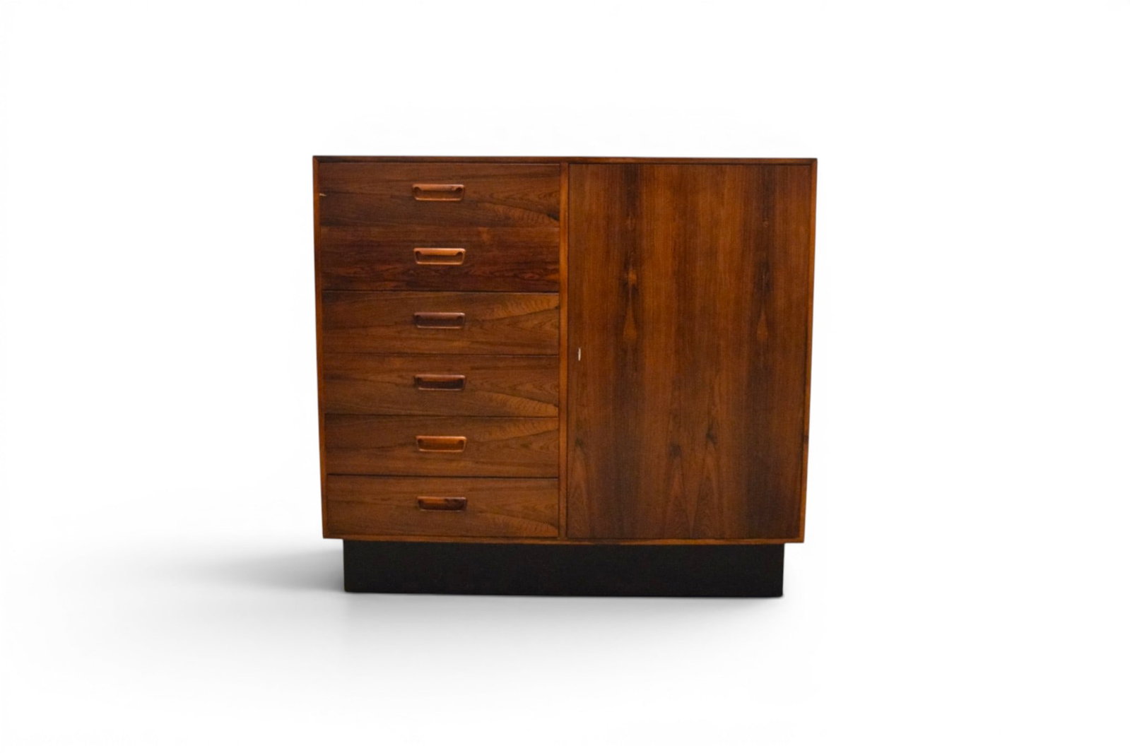 Danish Rosewood Gentleman's Chest (1 of 11)