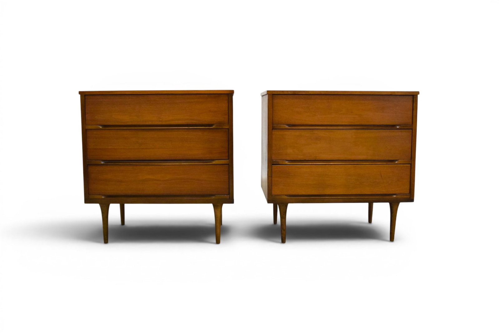Pair Coleman of Virginia Bachelor's Chests: Pair of Coleman of Virginia mid-century modern 3 drawer bachelors chests or nightstands. Unmarked. Dimensions: H: 31.25" W: 30.5" D: 18"