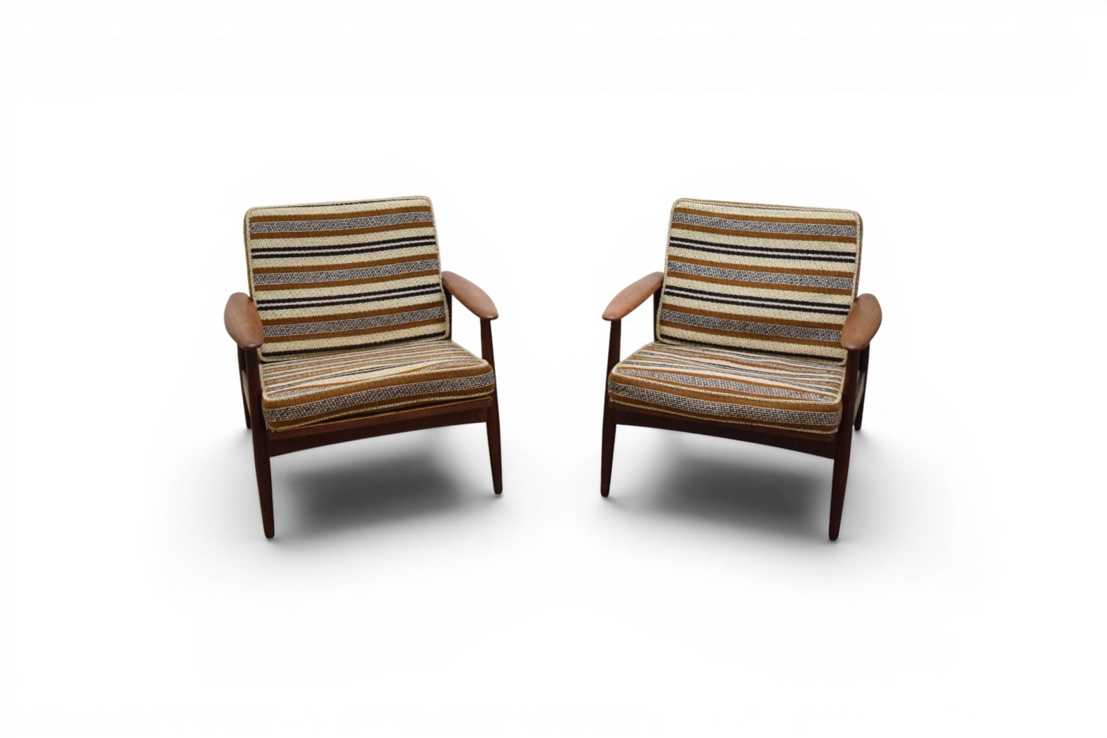 Pair John Bone Style Danish Modern Lounge Chairs (1 of 15)