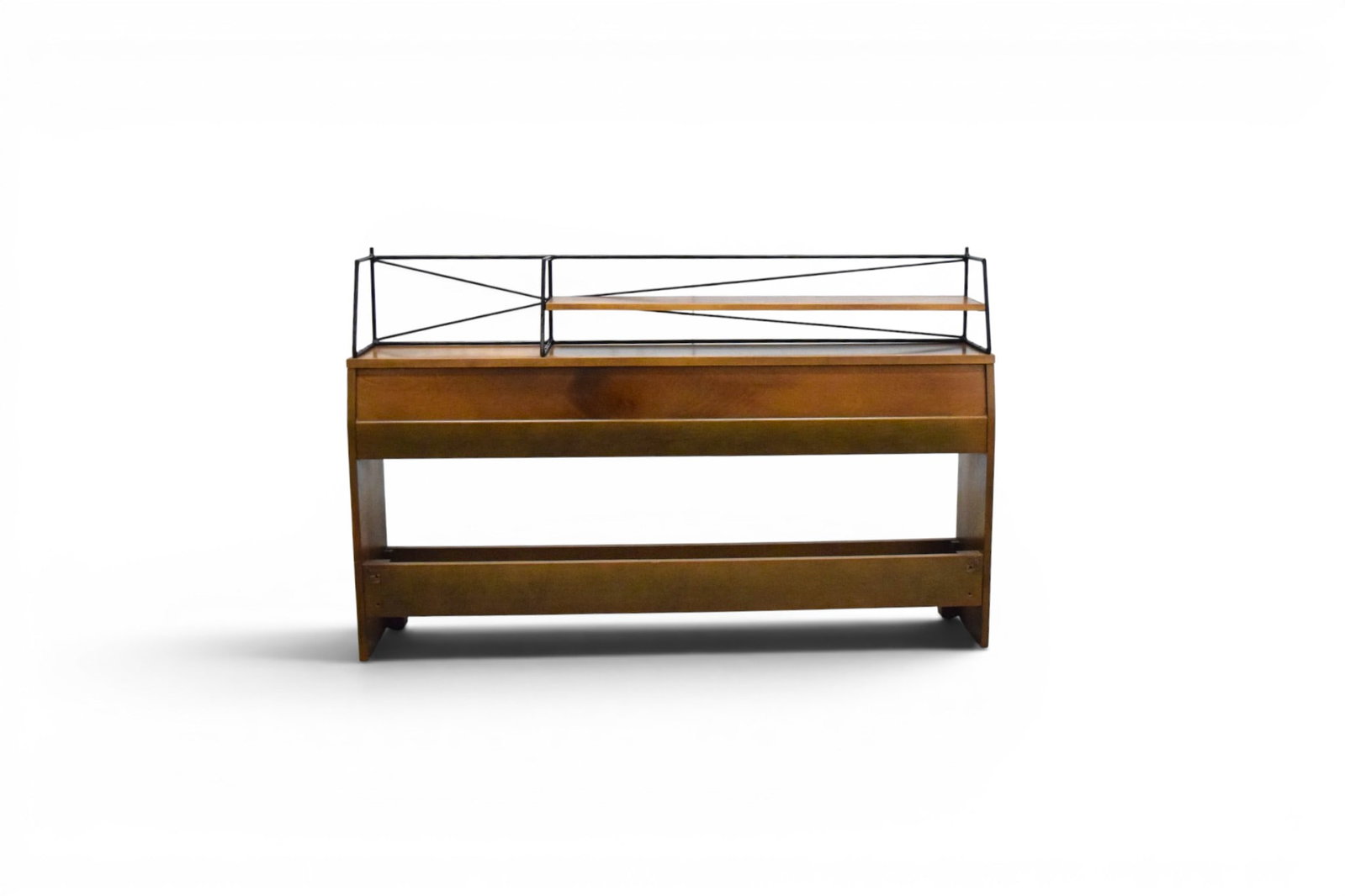 Paul McCobb Planner Group Full Size Headboard: Paul McCobb for Winchendon, Planner Group model 1533 full size headboard. Stamped Paul McCobb Planner Group Winchendon. Dimensions: H: 36" W: 55" D: 9.5"