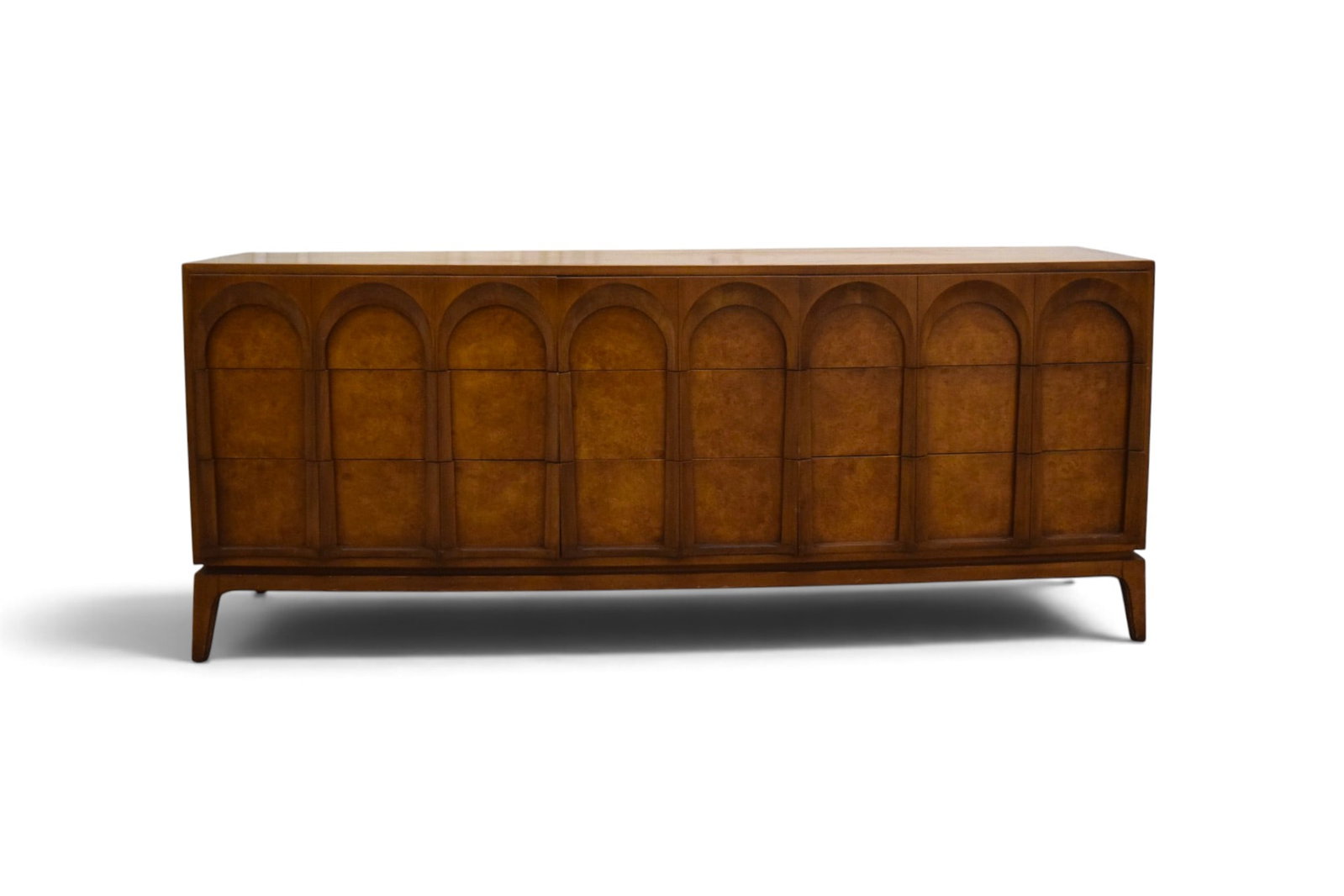 Thomasville Arched Triple Dresser: Thomasville Arched 9 drawer triple dresser. Marked Thomasville inside top drawer. Dimensions: H: 31.5" W: 76" D: 19.75"