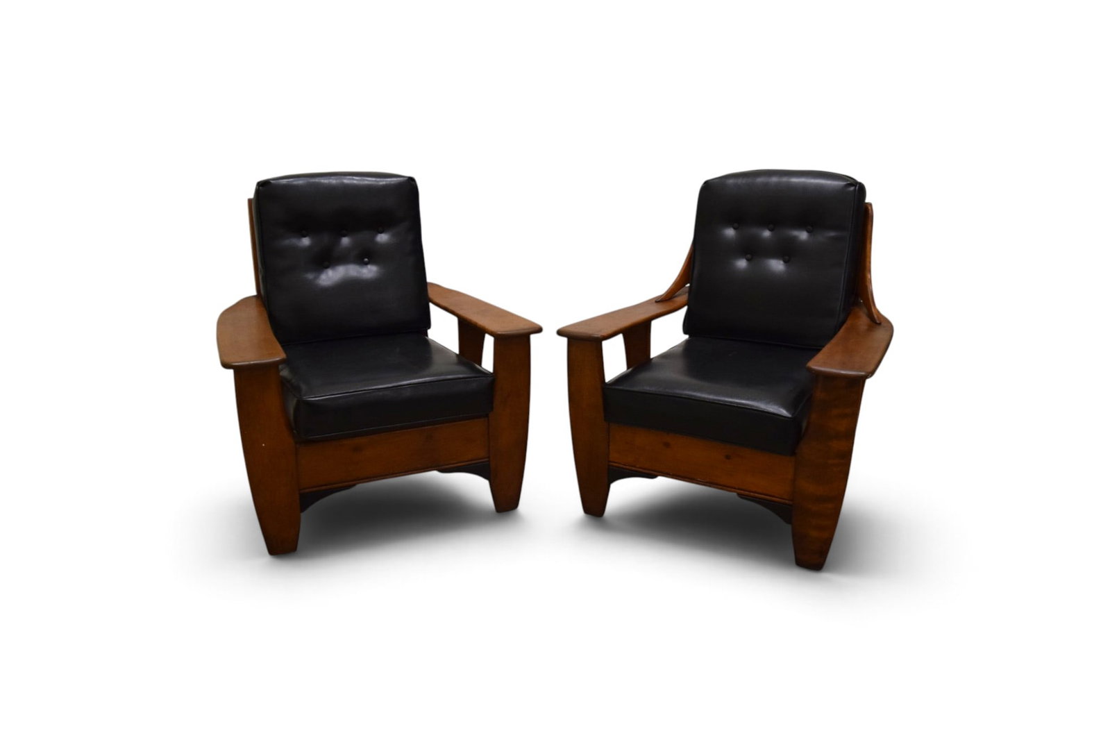 Pair Cushman Colonial Style Club Chairs (1 of 15)
