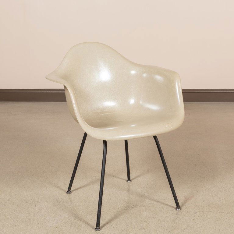Eames 1950's Shell Armchair (1 of 5)