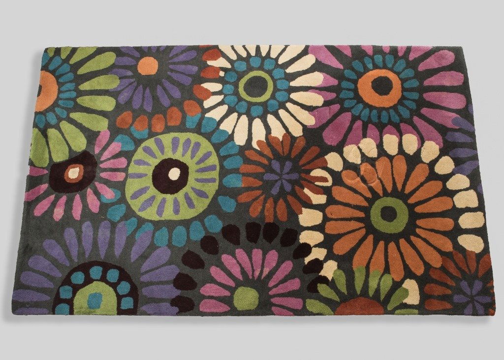 Mid Century Style Flower Rug (1 of 2)