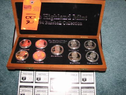 1994 Baseball Medallion Set by Highland Mint in Wo: 1994 Baseball Medallion Set by Highland Mint in Wood Case - Features 9 of baseball's greatest. Each player has One Troy Oz .999 fine silver coin. Includes: Frank Thomas, Mike Piazza, Jeff Bagwell,