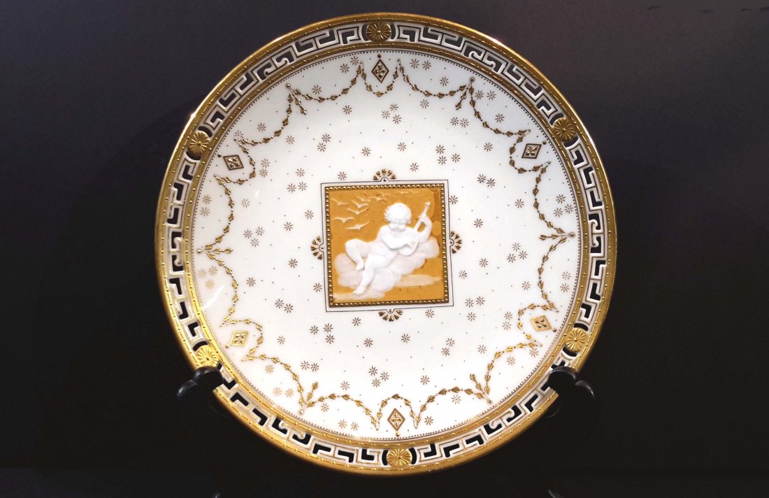 Mintons Pate-Sur-Pate Porcelain Fruit Plate C.1901 (1 of 4)