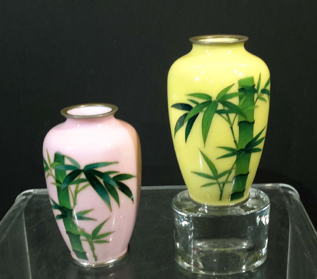 Pair of Fine Japanese Cloisonne Vases 1920's (1 of 5)