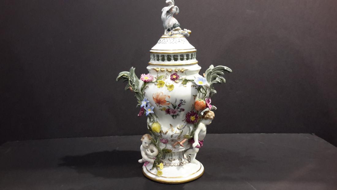 Early 19C. Meissen Porcelain vase (1 of 11)