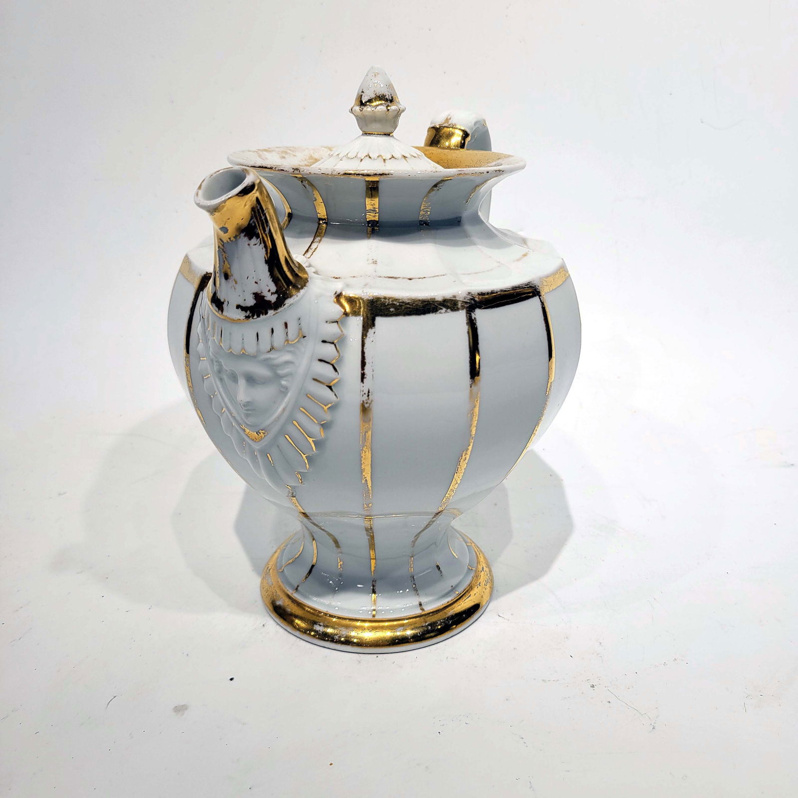 Marcolini Period Meissen Porcelain Coffee Pot, circa 1810 (1 of 10)