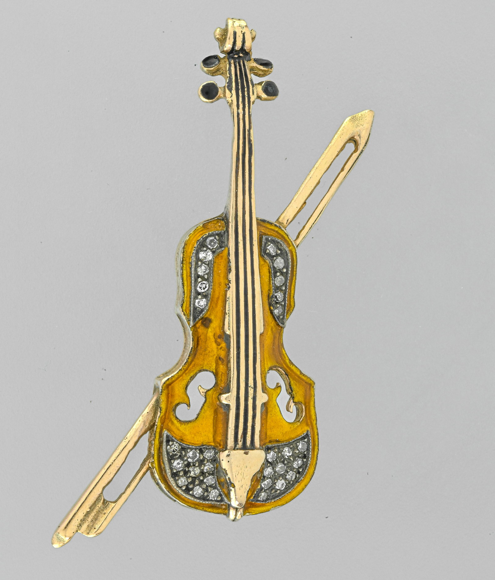 Violin brooch (1 of 1)