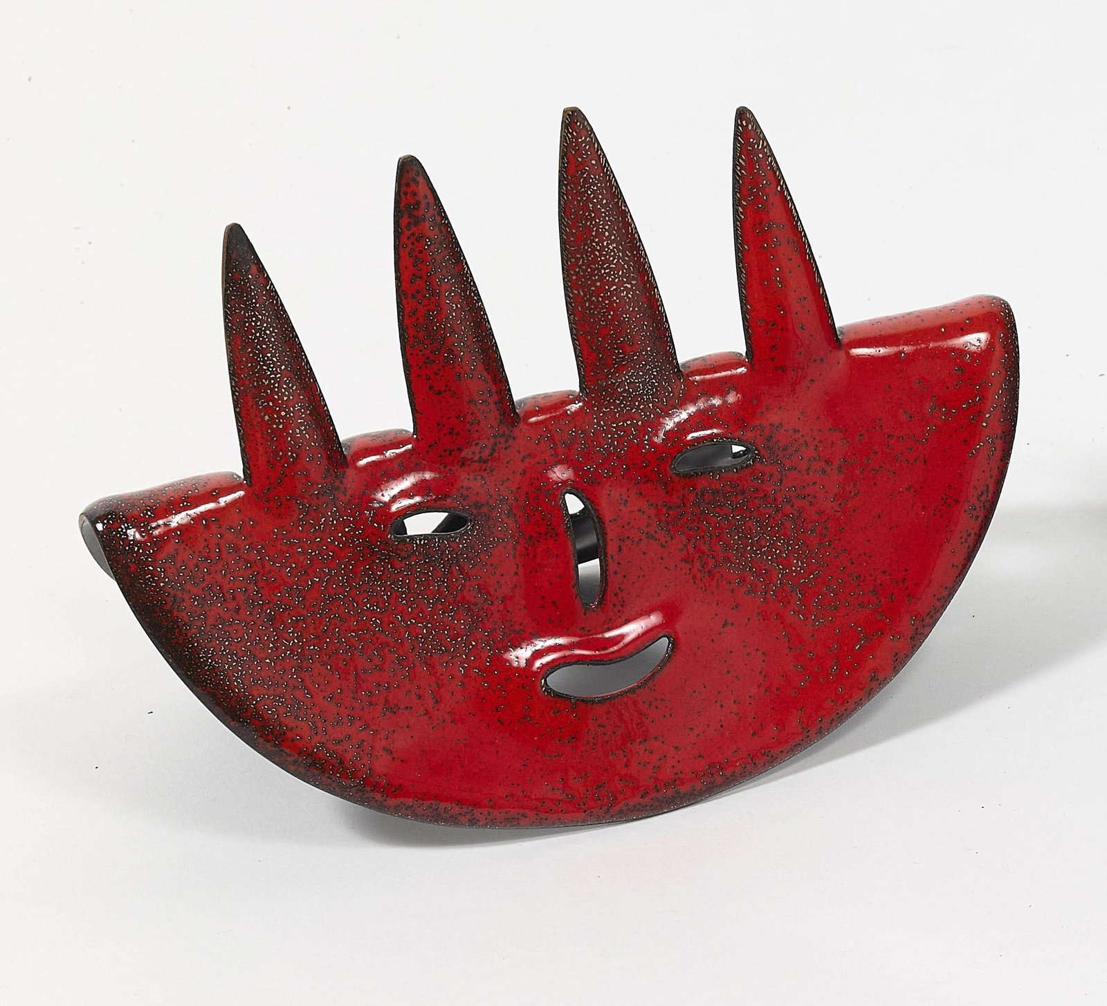 Gio PONTI & Paolo DE POLI: Gio PONTI & Paolo DE POLI (1891-1979 & 1905-1996) « Diavolo » – circa 1950 Émail sur cuivre Signature de l’atelier «de Poli» 13 × 21 × 10 cm Provenance