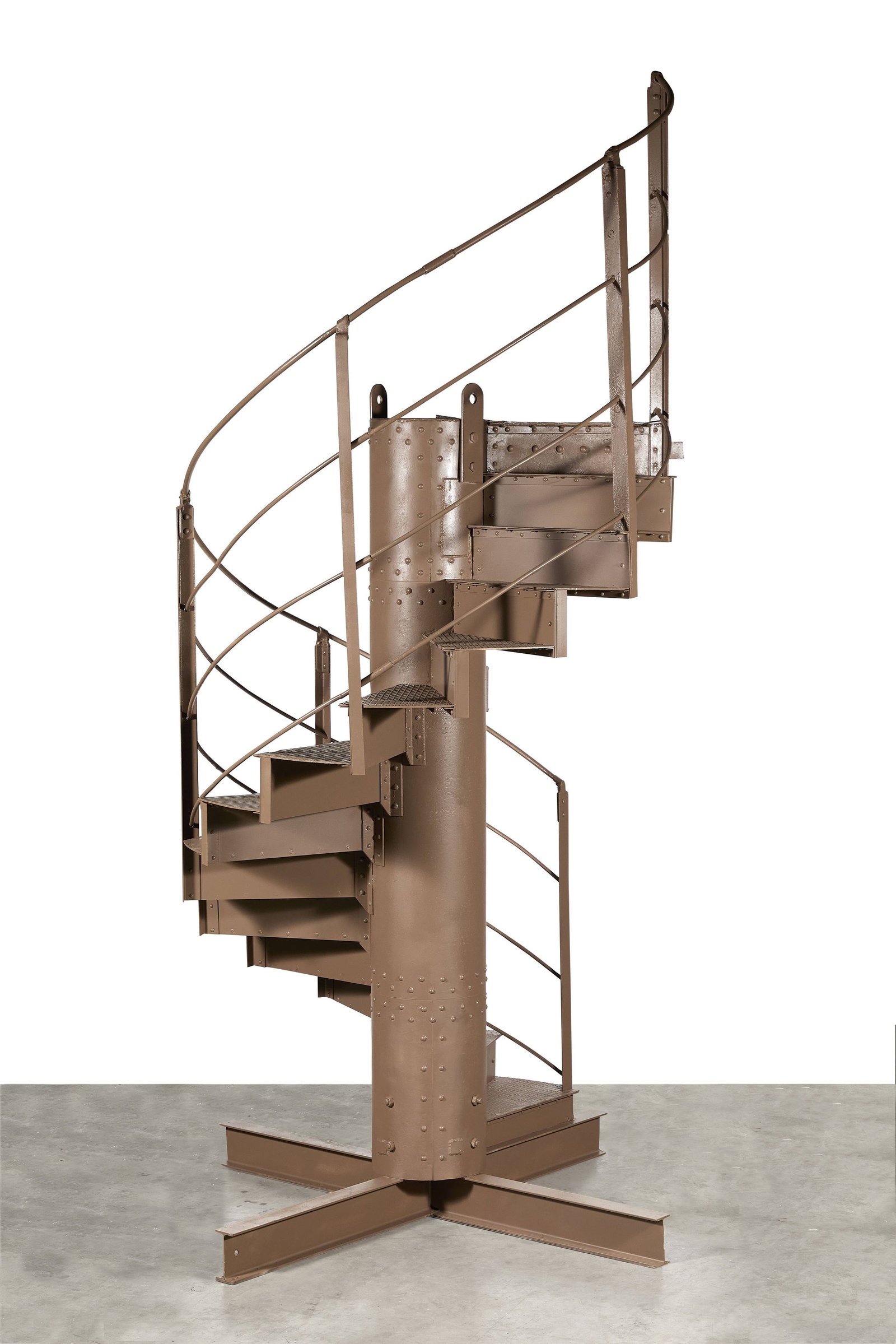 Gustave EIFFEL: Gustave EIFFEL (1832-1923) Escalier de la Tour Eiffel – Élément n°1 de l’escalier hélicoïdal – 1889 En fer riveté qui reliait le deuxième