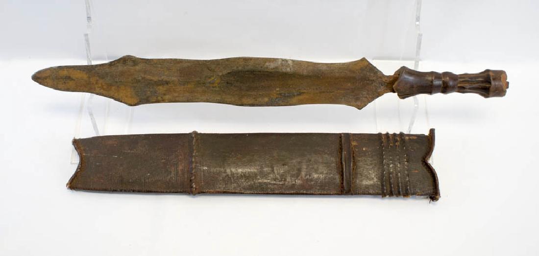 Salampasu Sword with Sheath (1 of 1)
