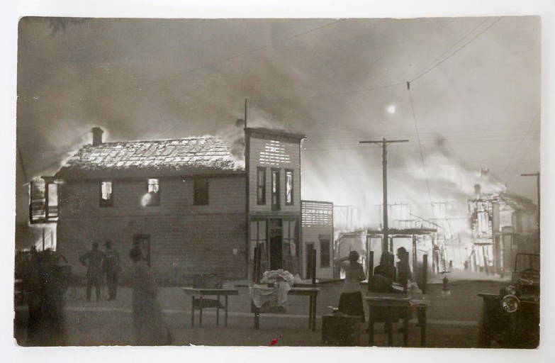 1913 Real Photo Postcard, Reardan, Wa Fire