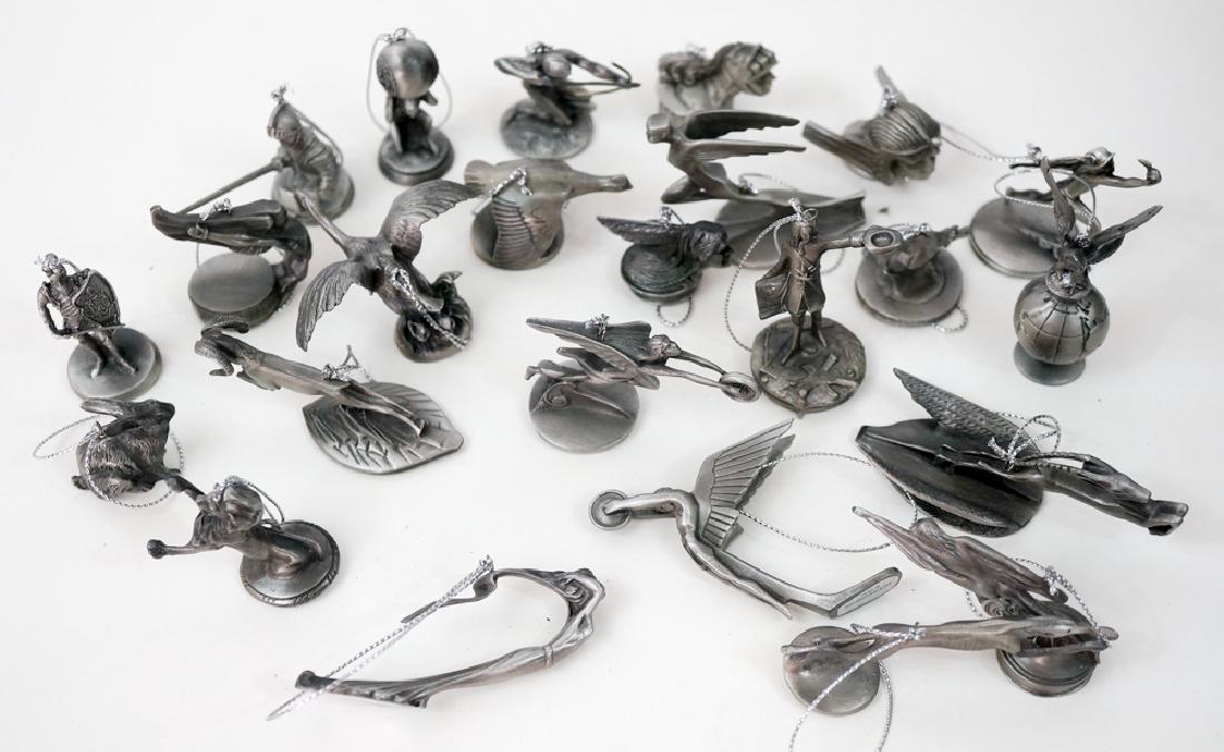 Official Franklin Mint Hood Ornaments Christmas: Franklin Mint Precision Models The Official American Classics Hood Ornaments Christmas Ornament Collection. Entire set of Twenty five ornaments, MIB, Mint in box. We ship most items in-house with the