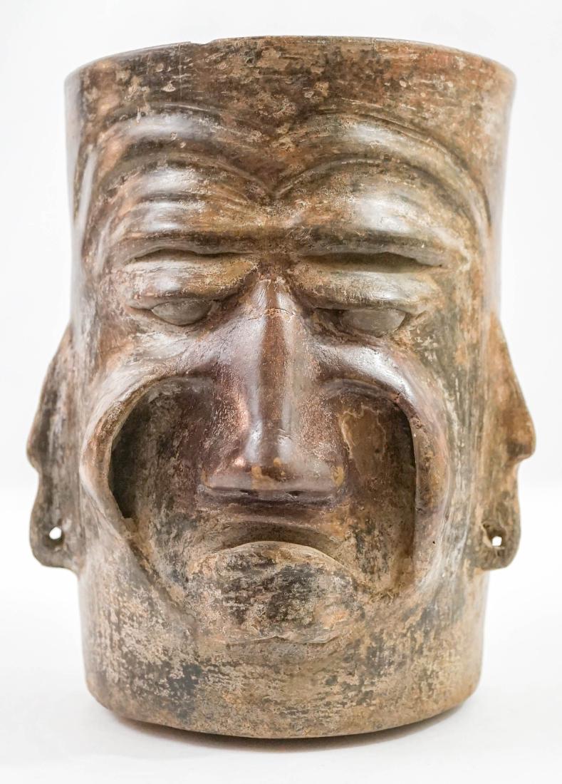 Pre-Columbia Type Black Pottery Face Pot (1 of 8)