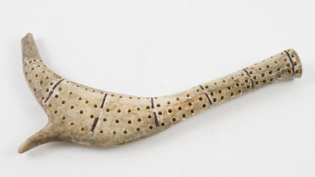 Caribou Antler Cribbage Board (1 of 2)