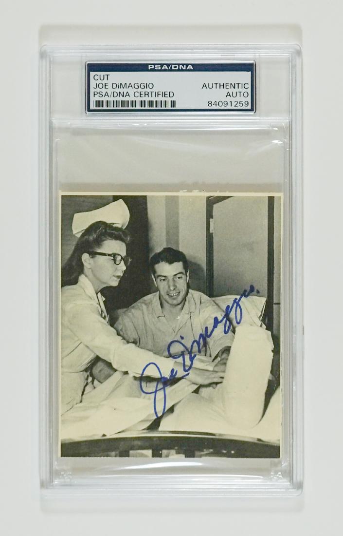 Joe DiMaggio Cut Signature PSA/DNA (1 of 2)