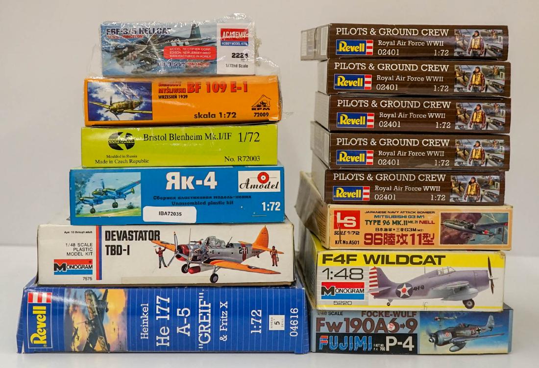 A Group of 14 Fighter Plane & Pilot Model Kits (1 of 1)
