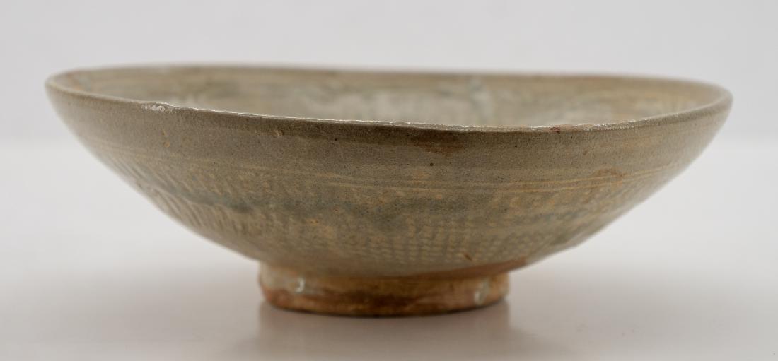 Korean Punchong Bowl Floral Choson Dynasty (1 of 5)
