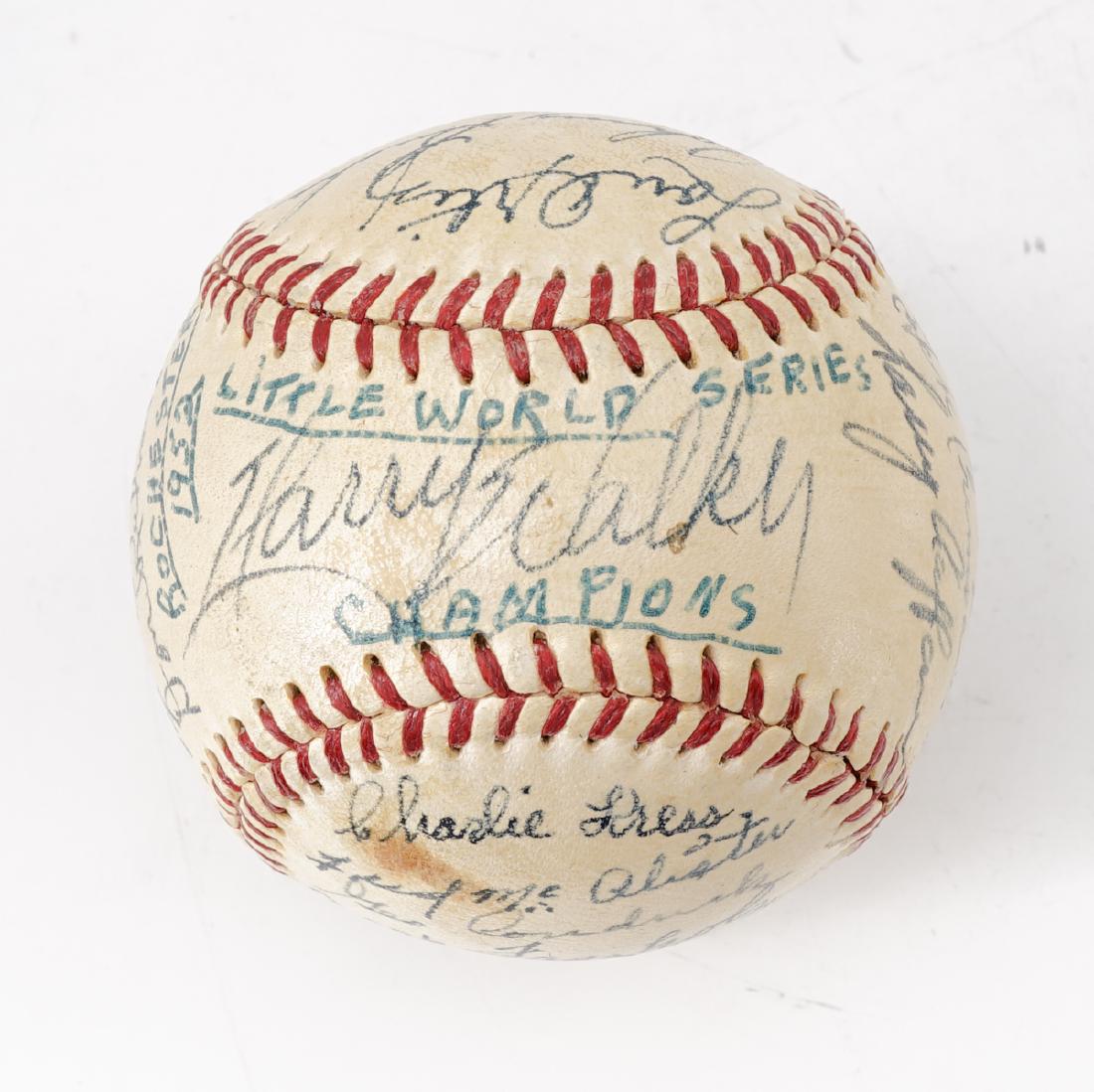 1952 Rochester Red Wings Team Signed Baseball: 1952 Rochester Red Wings team signed baseball with 21 signatures. From the estate of former Red Wing and Major Leaguer Charles "Chuck" Kress (Cincinnati Reds 1947, 1949, Chicago White Sox 1949-1950, D
