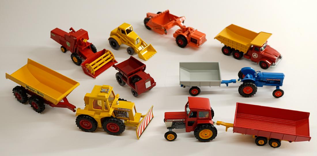 Matchbox Lesney King Size Vehicles (8): Matchbox Lesney King Size group of (8) vehicles. All are EX+/NrMt to NrMt/Mt. One owner, these were purchased as collectibles by the consignor and not a toy. These have been handled only a few times. 