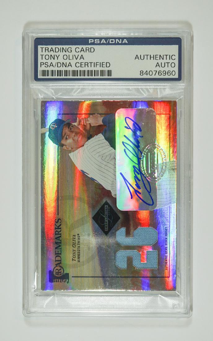Tony Oliva Autographed Baseball Card PSA/DNA (1 of 2)