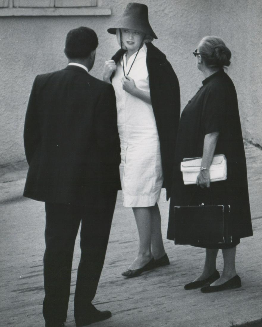 Marilyn Monroe Photographed by Phil Stern: Marilyn Monroe photographed on The Lot during filming 'Some Like it Hot' (United Artists, 1959) by Phil Stern. Semi-glossy surface double-weight black and white photograph measuring 10 in. x 8 in. VG-