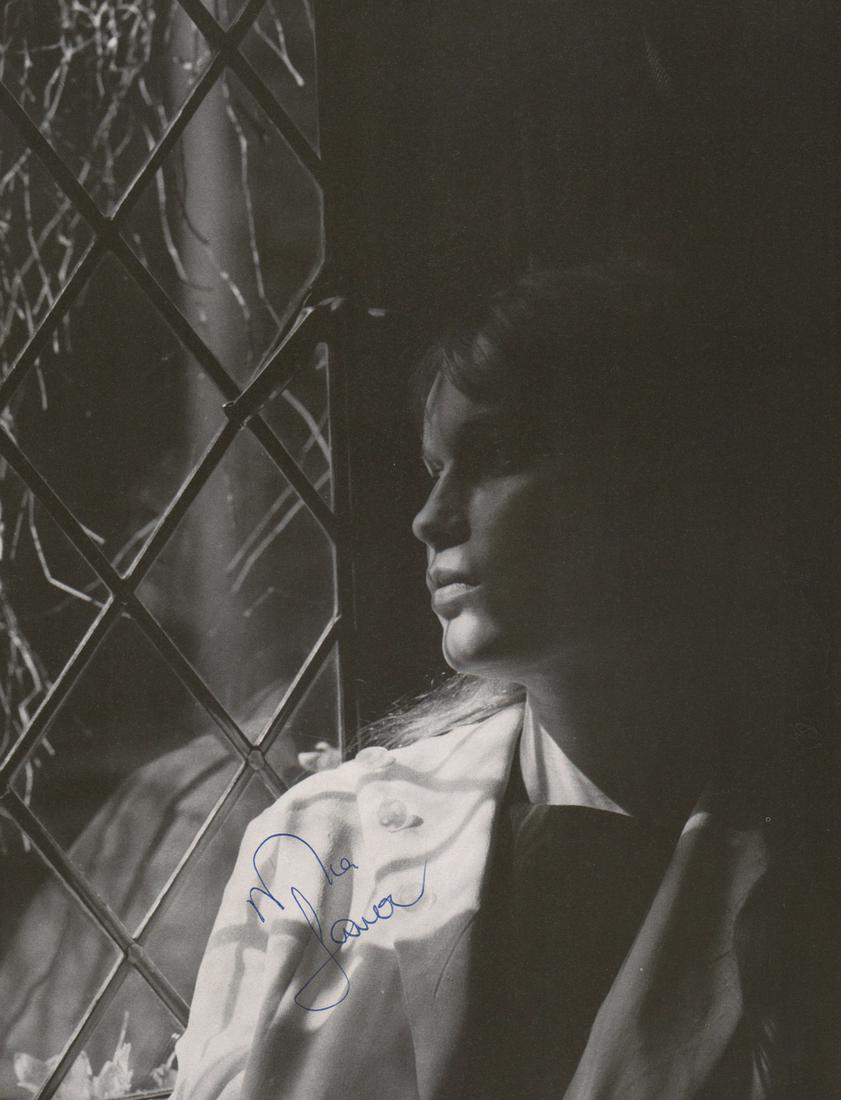 Mia Farrow Signed Photo Print Beckett COA (1 of 3)
