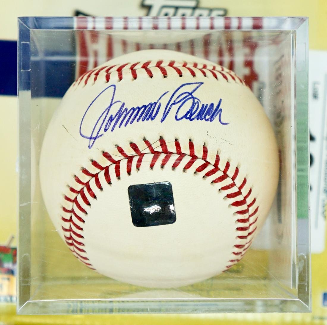 Johnny Bench Topps Archives Reserve Signed Ball (1 of 3)